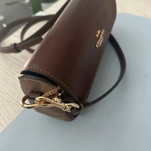 Coach Brown and Tan Women's Bag - Picture 2 of 8